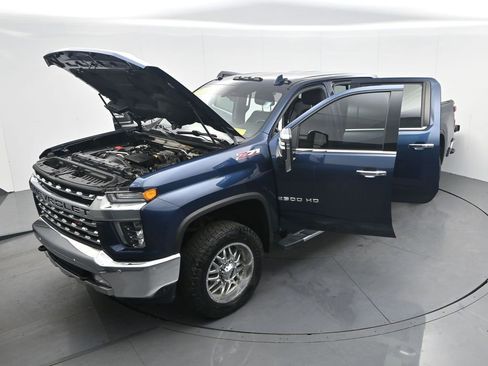 Used 2020 Chevrolet Silverado 2500 LTZ w/ LTZ Plus Package image 41