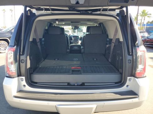 Used 2017 GMC Yukon SLT w/ Open Road Package image 8