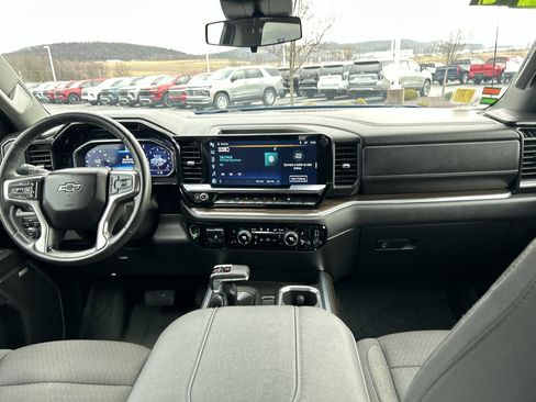 Used 2024 Chevrolet Silverado 1500 RST w/ Convenience Package II image 18