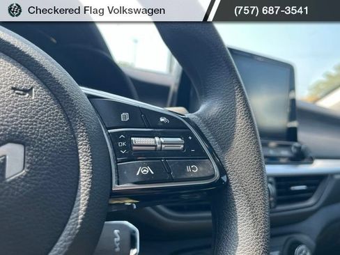 Used 2023 Kia Forte LXS w/ LXS Technology Package FWD image 33