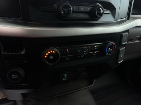 Used 2022 Ford F150 XL w/ Equipment Group 101A High RWD image 24