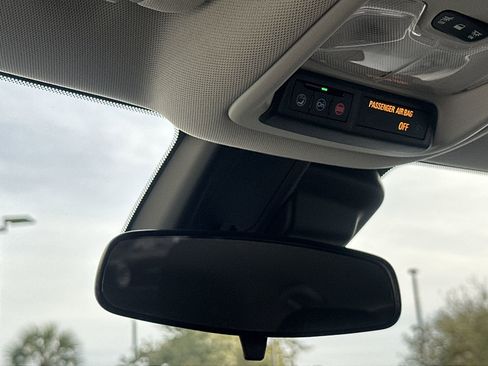 Used 2024 Chevrolet TrailBlazer LT image 29