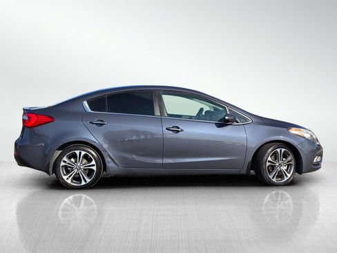 Used 2016 Kia Forte EX w/ EX Premium Package FWD image 3