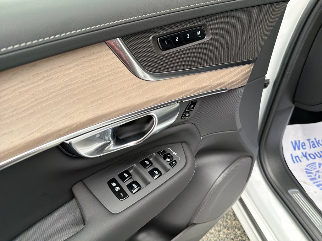 Certified 2026 Volvo XC90 B6 Plus AWD/4WD image 16
