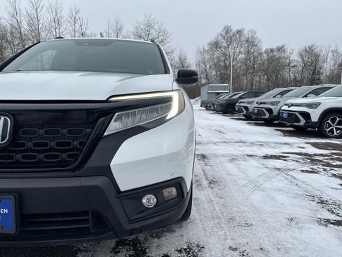 Used 2021 Honda Passport Touring image 9