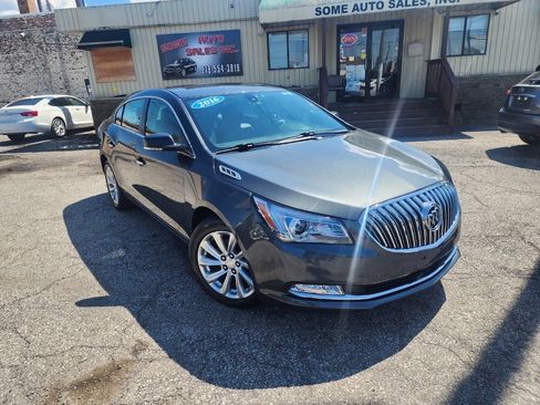Used 2016 Buick LaCrosse Leather FWD image 2