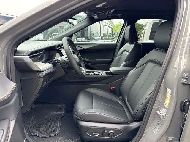 Used 2026 Jeep Cherokee Limited AWD/4WD image 13