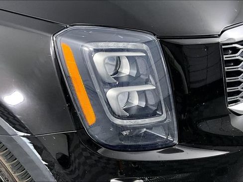 Used 2021 Kia Telluride EX w/ EX Premium Package AWD/4WD image 31