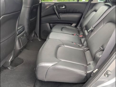Used 2023 Nissan Armada SV AWD/4WD image 15
