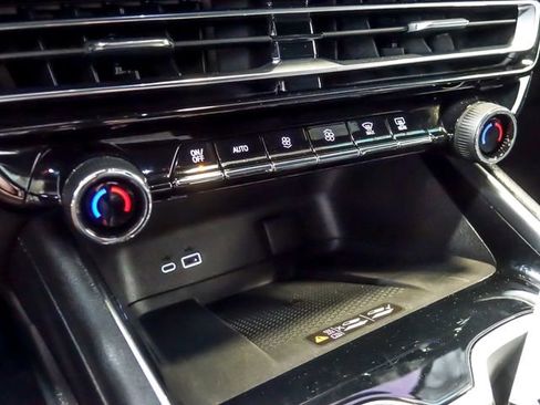 Used 2026 Chevrolet Traverse LT w/ LPO, Floor Liner Package image 25