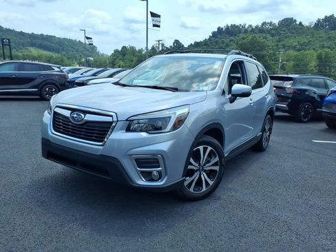 Used 2021 Subaru Forester Limited w/ Popular Package #3 AWD/4WD image 3