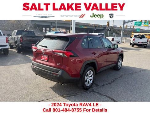 Used 2024 Toyota RAV4 LE image 5