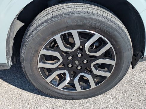 Used 2022 Ford Maverick Lariat w/ Lariat Luxury Package image 29