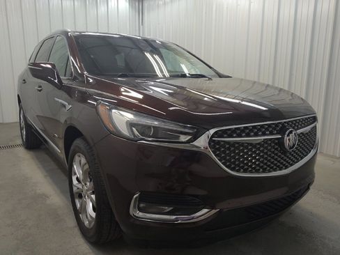 Used 2020 Buick Enclave Avenir w/ Avenir Technology Package AWD/4WD image 13