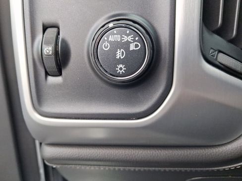 Used 2018 GMC Sierra 1500 SLT AWD/4WD image 14