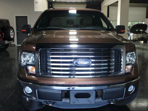 Used 2011 Ford F150 XLT w/ XLT Chrome Pkg image 5
