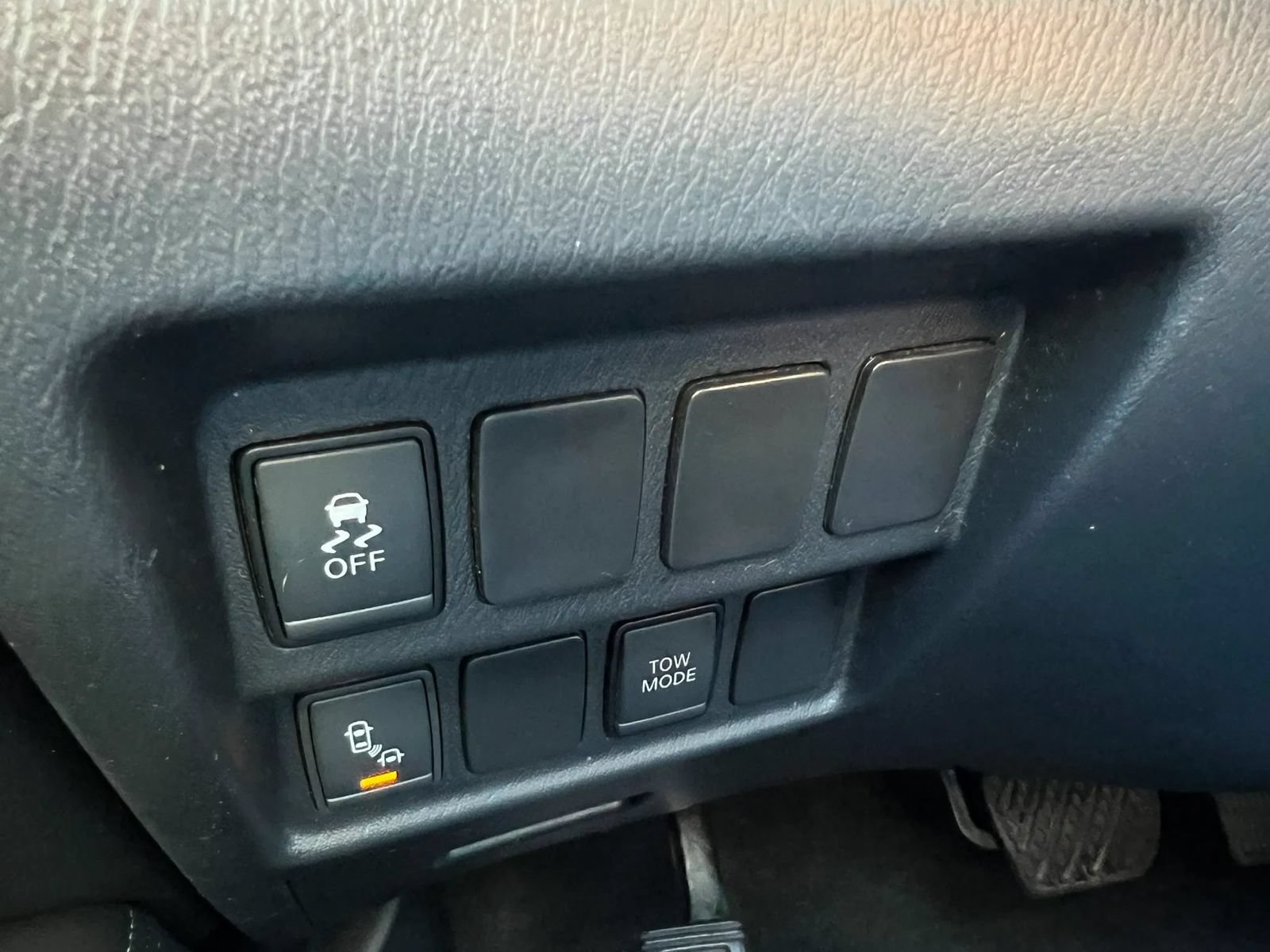 Used 2019 Nissan Pathfinder SV FWD image 25