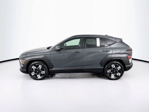 Used 2025 Hyundai Kona SEL FWD image 11