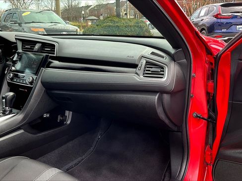 Used 2021 Honda Civic Sport image 16