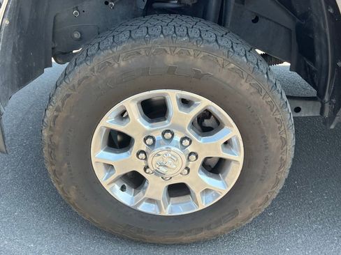 Used 2022 RAM 2500 Laramie AWD/4WD image 12