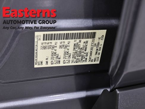 Used 2023 Nissan Rogue S AWD/4WD image 36