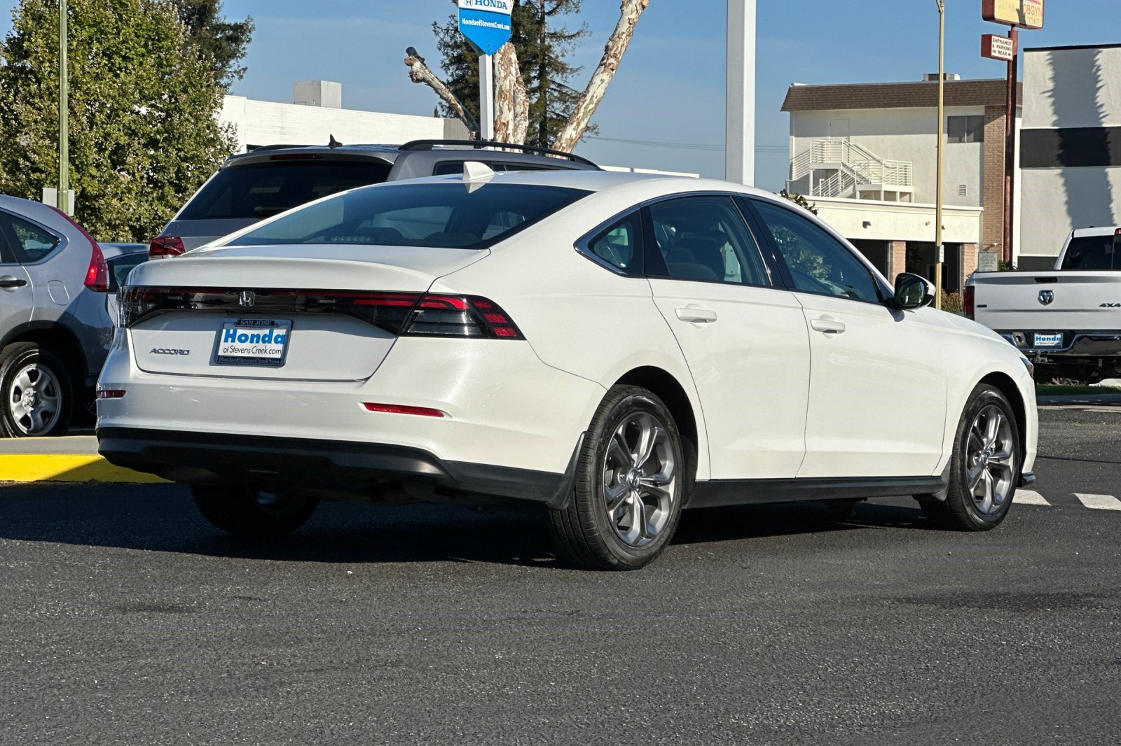 Used 2024 Honda Accord EX image 9