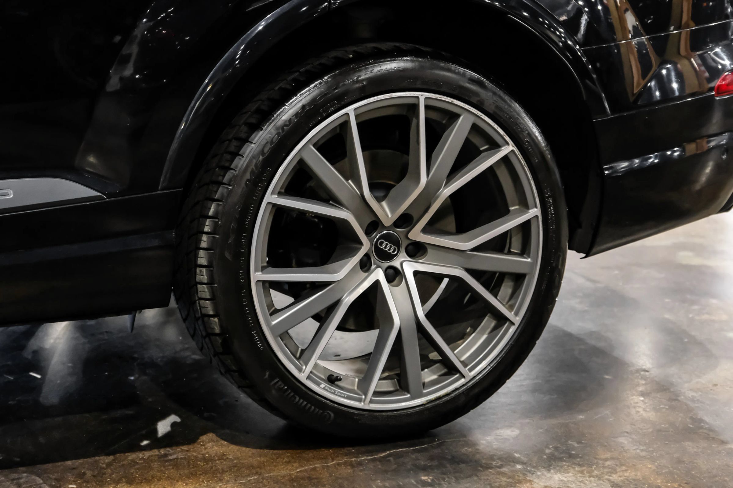 Used 2019 Audi Q7 3.0T Prestige w/ Prestige Package AWD/4WD image 52