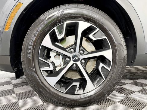Used 2023 Kia Sportage EX AWD/4WD image 23