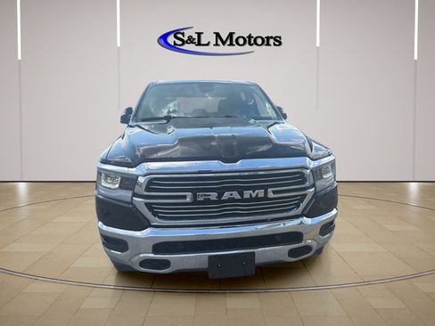 Used 2019 RAM 1500 Laramie AWD/4WD image 2