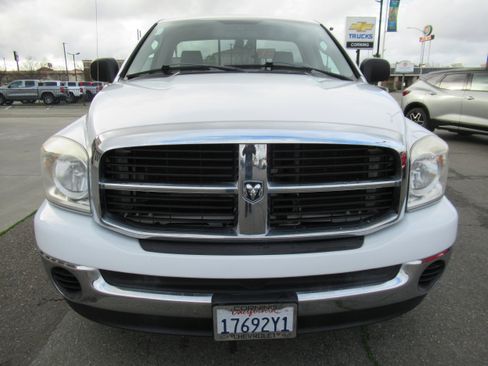 Used 2008 Dodge Ram 1500 Truck SLT image 3