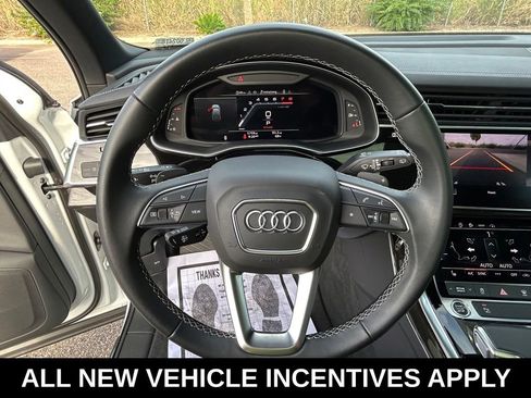 New 2025 Audi Q7 2.0T Premium w/ Convenience Package AWD/4WD image 16