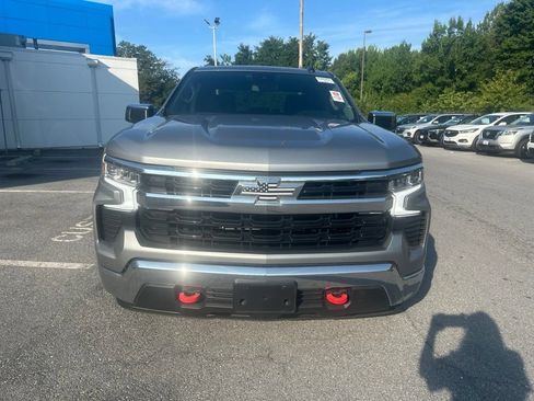 Used 2024 Chevrolet Silverado 1500 LT AWD/4WD image 2