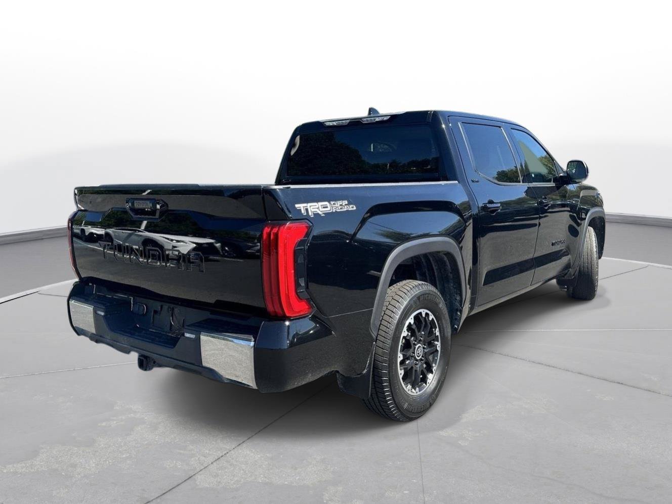 Used 2022 Toyota Tundra SR5 w/ TRD Off-Road Package RWD image 6