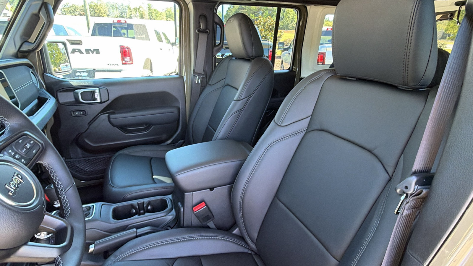 New 2027 Jeep Wrangler Unlimited Rubicon 392 AWD/4WD image 17