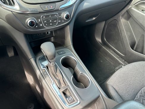 Certified 2024 Chevrolet Equinox LT w/ LPO, Floor Liner Package FWD image 15