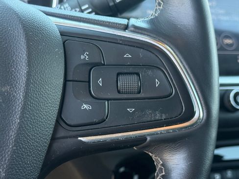 Used 2023 Buick Encore GX Essence w/ Experience Buick Package FWD image 15