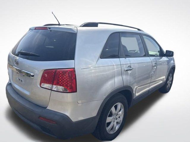 Used 2013 Kia Sorento LX AWD/4WD image 12