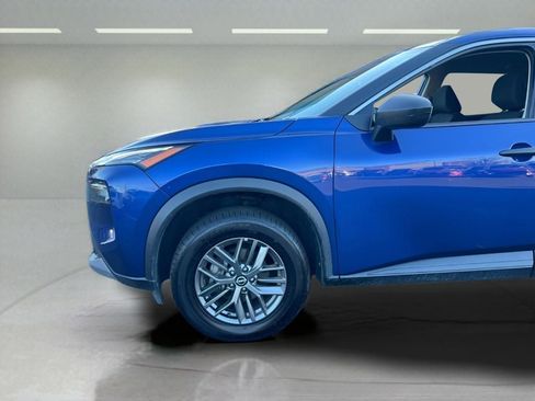 Used 2023 Nissan Rogue S image 27