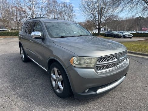 Used 2011 Dodge Durango Citadel w/ Trailer Tow Group IV image 3