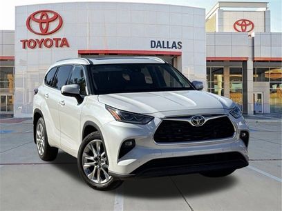 Used 2023 Toyota Highlander Limited