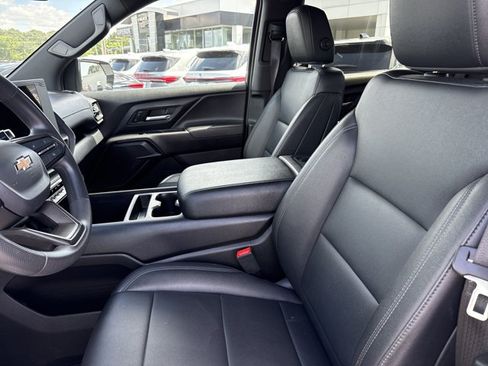 Used 2024 Chevrolet Silverado EV W/T AWD/4WD image 5