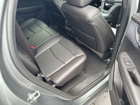 Used 2023 Cadillac XT5 Premium Luxury FWD image 32