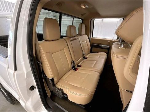 Used 2016 Ford F250 Lariat w/ Chrome Package image 19