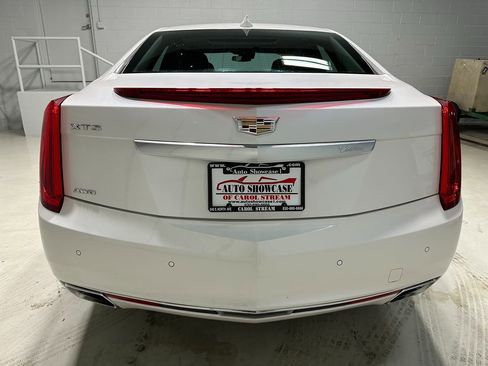 Used 2017 Cadillac XTS Premium Luxury image 7