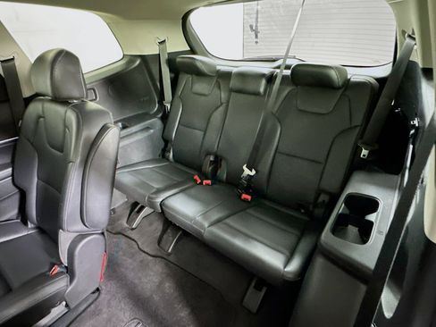 Used 2025 Kia Telluride S image 30
