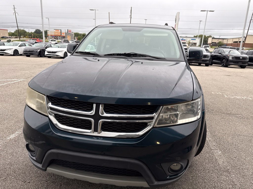 Used 2013 Dodge Journey SXT w/ Flexible Seating Group FWD image 2