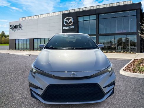 Used 2023 Toyota Corolla SE image 9