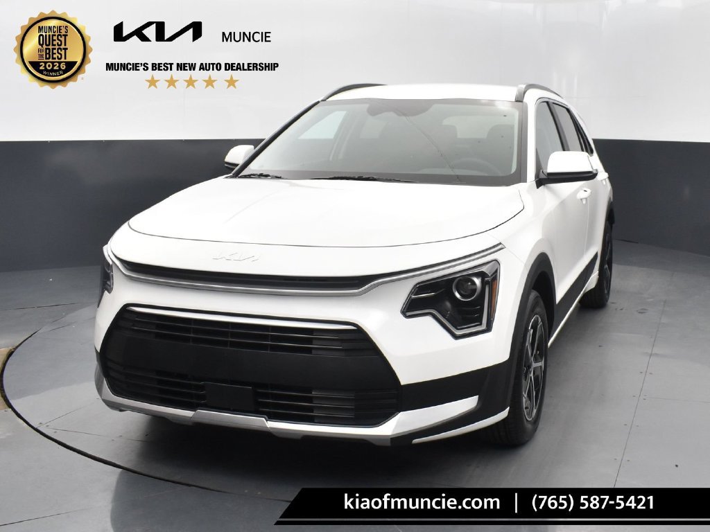 Used 2025 Kia Niro EX FWD image 3