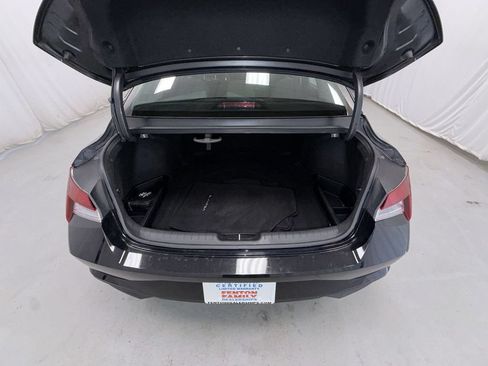 Used 2023 Hyundai Elantra SEL w/ Preferred Accessory Package FWD image 15