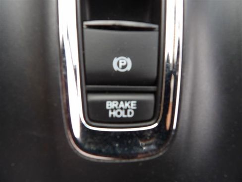 Used 2019 Honda HR-V Sport image 20